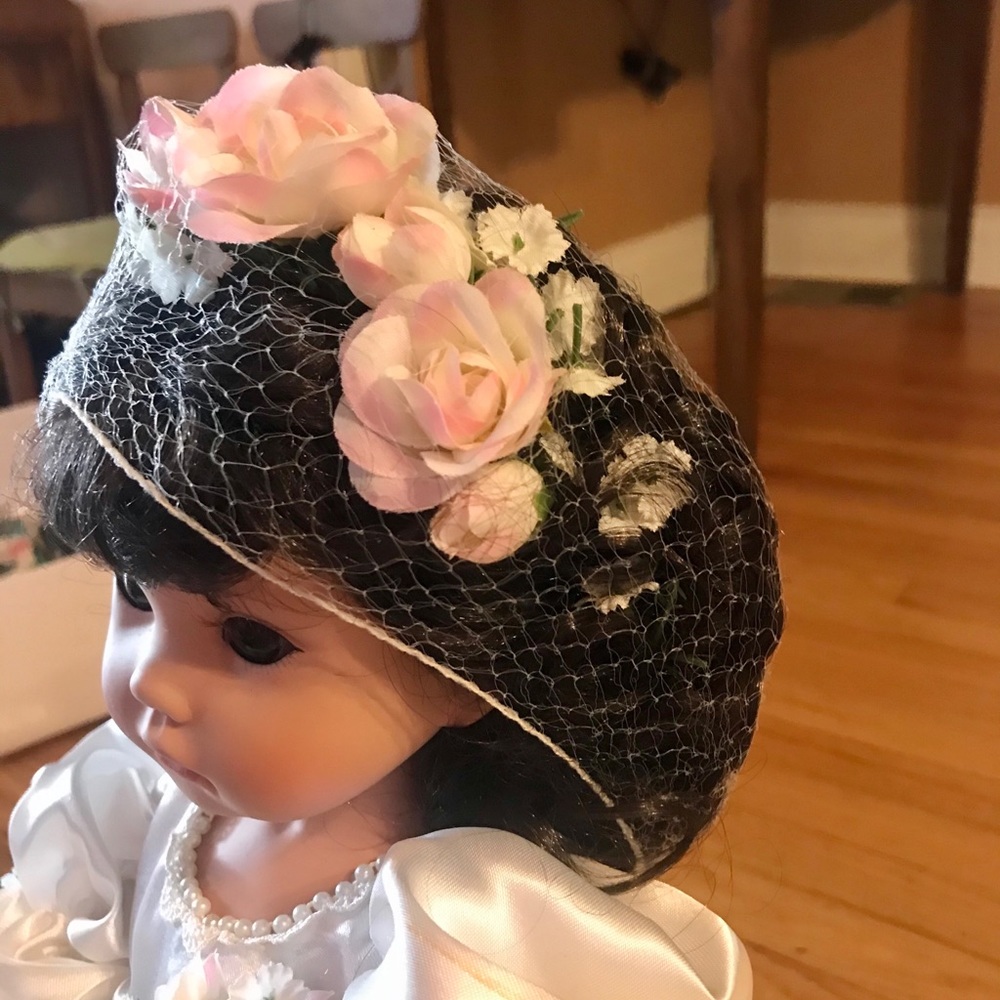 Doll - Picture 10 of 16